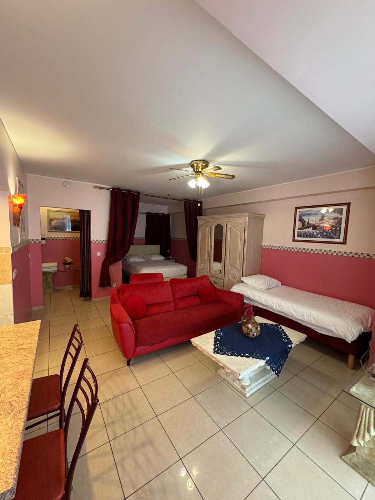 Résidence Bara Midi Apartahotel 3*